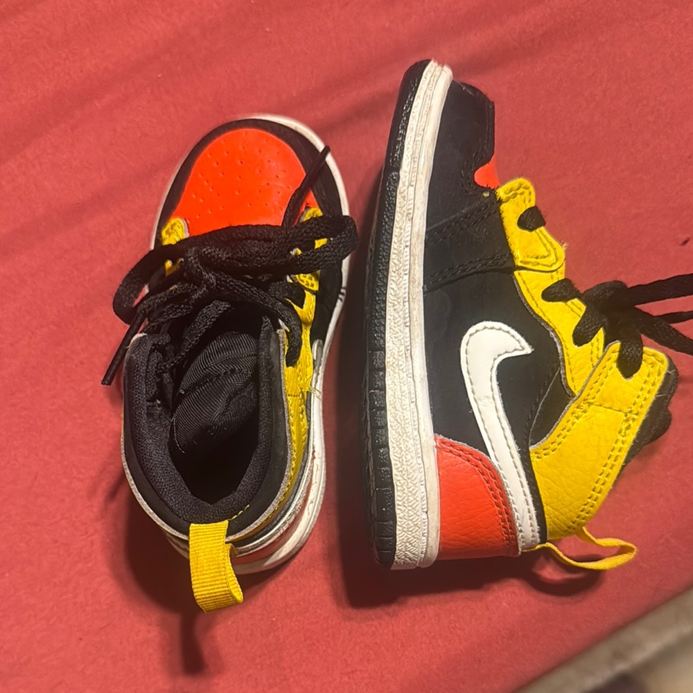 Nike Kids' Red and Yellow Sneakers
